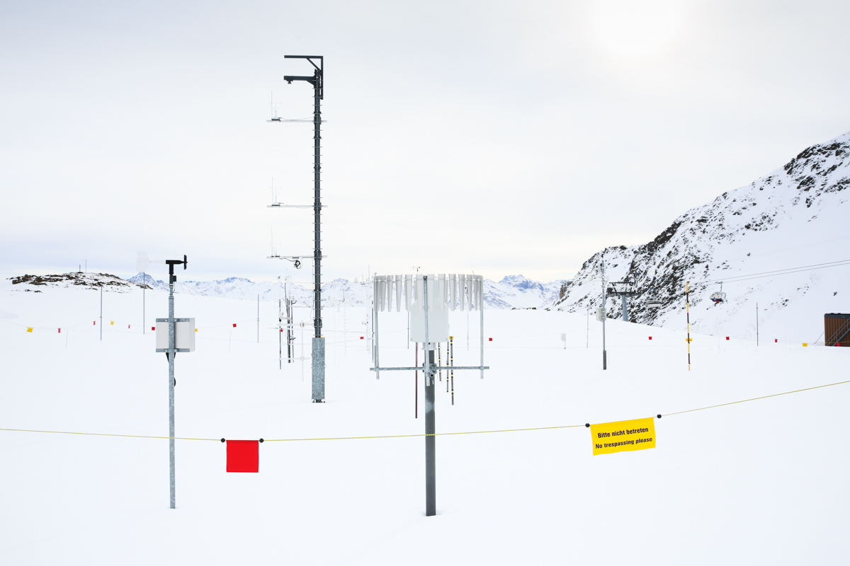 Versuchsfeld auf dem Weissfluhjoch. Hier wird Schnee auf allen verschiedenen Arten gemessen und analysiert. Versuchsfeld Weissfluhjoch, Davos, November 2017.